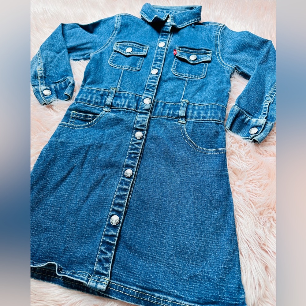 Girls Denim Dress size 5 Levi’s girl